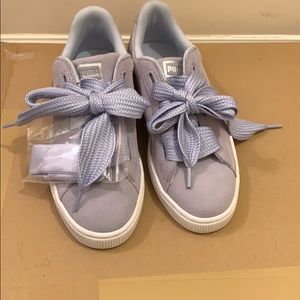 Lavender suede Puma Sneakers
